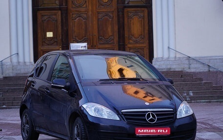 Mercedes-Benz A-Класс, 2010 год, 470 000 рублей, 1 фотография