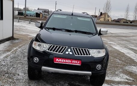Mitsubishi Pajero Sport II рестайлинг, 2012 год, 1 900 000 рублей, 1 фотография