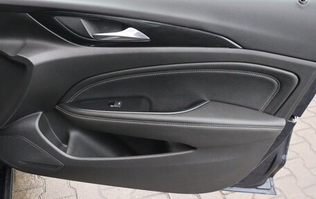 Opel Insignia II рестайлинг, 2018 год, 1 749 000 рублей, 13 фотография