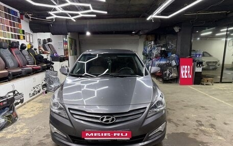 Hyundai Solaris II рестайлинг, 2016 год, 565 000 рублей, 2 фотография