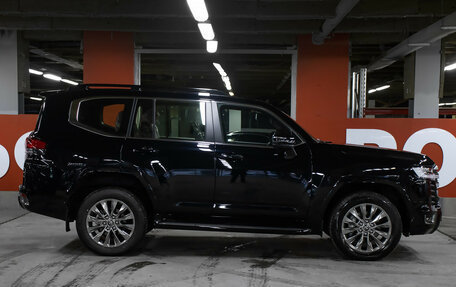 Toyota Land Cruiser, 2022 год, 14 650 000 рублей, 4 фотография