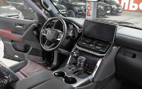 Toyota Land Cruiser, 2022 год, 14 650 000 рублей, 11 фотография