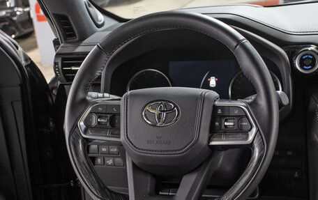 Toyota Land Cruiser, 2022 год, 14 650 000 рублей, 17 фотография