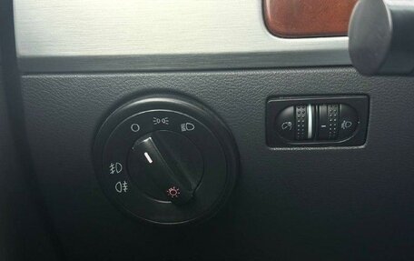 Volkswagen Touareg III, 2007 год, 1 180 000 рублей, 12 фотография