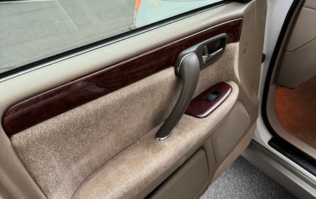 Toyota Crown, 2001 год, 1 150 000 рублей, 21 фотография