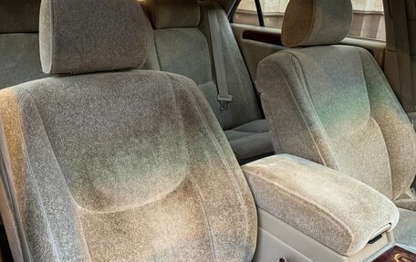 Toyota Crown, 2001 год, 1 150 000 рублей, 23 фотография