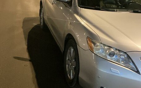 Toyota Camry, 2008 год, 895 000 рублей, 2 фотография