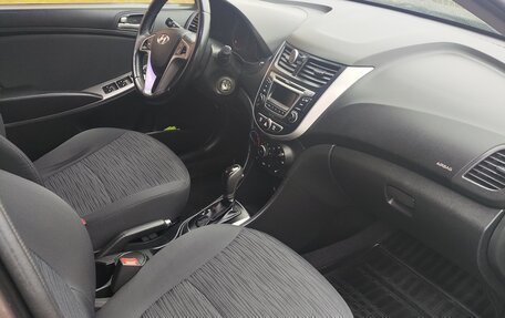 Hyundai Solaris II рестайлинг, 2015 год, 1 250 000 рублей, 5 фотография