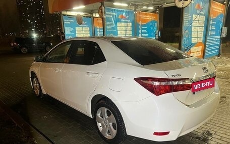 Toyota Corolla, 2013 год, 1 150 000 рублей, 5 фотография