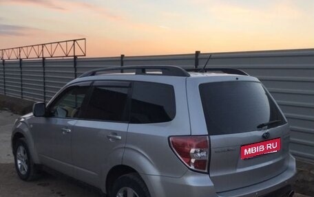 Subaru Forester, 2008 год, 900 000 рублей, 3 фотография