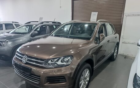 Volkswagen Touareg III, 2011 год, 2 200 000 рублей, 4 фотография