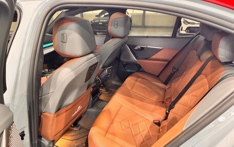 BMW 5 серия, 2025 год, 9 100 000 рублей, 9 фотография