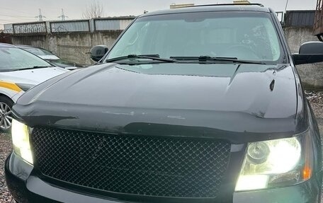 Chevrolet Tahoe III, 2008 год, 1 000 000 рублей, 1 фотография