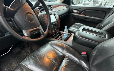 Chevrolet Tahoe III, 2008 год, 1 000 000 рублей, 9 фотография