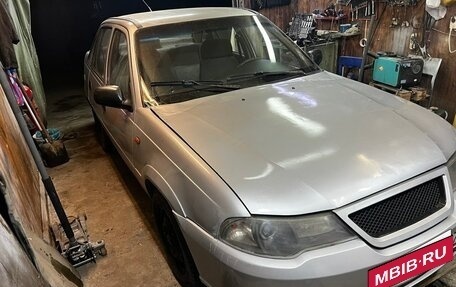 Daewoo Nexia I рестайлинг, 2010 год, 100 000 рублей, 2 фотография