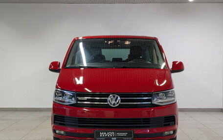 Volkswagen Multivan T6 рестайлинг, 2019 год, 5 350 000 рублей, 2 фотография