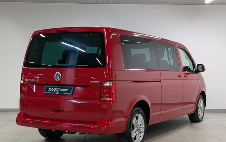 Volkswagen Multivan T6 рестайлинг, 2019 год, 5 350 000 рублей, 5 фотография