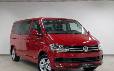 Volkswagen Multivan T6 рестайлинг, 2019 год, 5 350 000 рублей, 3 фотография