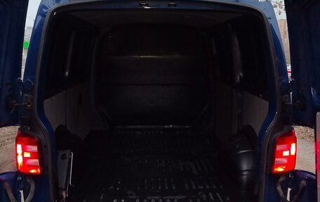 Volkswagen Transporter T6 рестайлинг, 2015 год, 1 690 000 рублей, 5 фотография