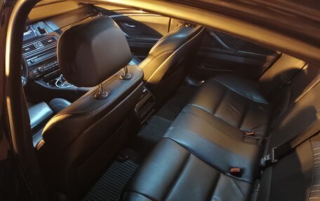 BMW 5 серия, 2015 год, 2 300 000 рублей, 2 фотография