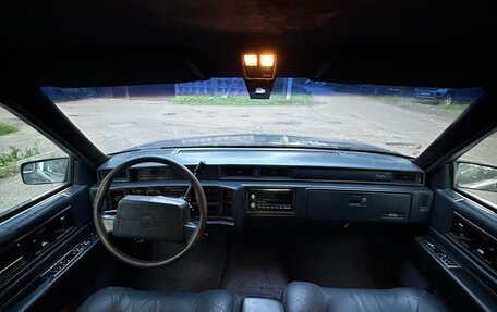 Cadillac DeVille VI, 1993 год, 799 999 рублей, 11 фотография