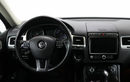 Volkswagen Touareg III, 2017 год, 3 500 000 рублей, 14 фотография