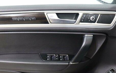 Volkswagen Touareg III, 2017 год, 3 500 000 рублей, 10 фотография