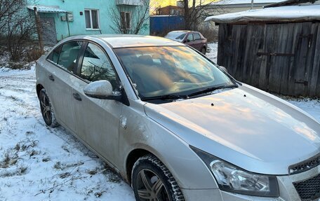 Chevrolet Cruze II, 2011 год, 800 000 рублей, 3 фотография