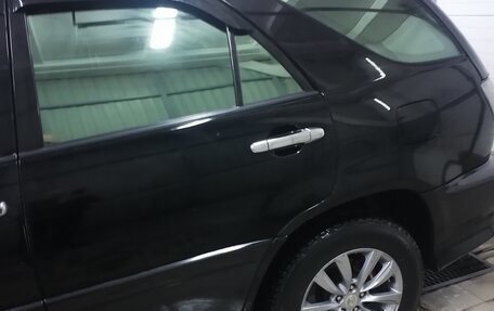 Lexus RX IV рестайлинг, 2000 год, 900 000 рублей, 21 фотография