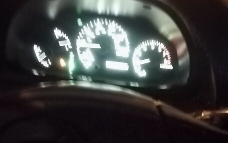 Lexus RX IV рестайлинг, 2000 год, 900 000 рублей, 33 фотография