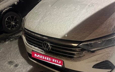 Volkswagen Polo VI (EU Market), 2022 год, 1 750 000 рублей, 2 фотография