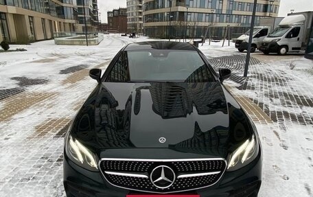 Mercedes-Benz E-Класс, 2019 год, 3 700 000 рублей, 2 фотография