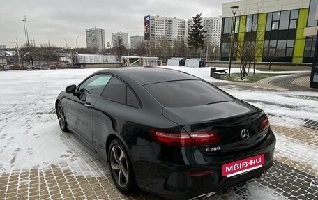 Mercedes-Benz E-Класс, 2019 год, 3 700 000 рублей, 7 фотография