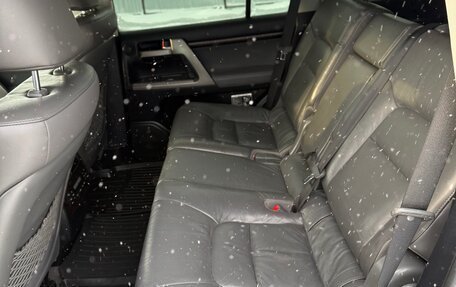 Toyota Land Cruiser 200, 2010 год, 2 500 000 рублей, 11 фотография