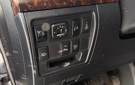 Toyota Land Cruiser 200, 2010 год, 2 500 000 рублей, 13 фотография