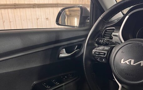 KIA Rio IV, 2021 год, 1 700 000 рублей, 10 фотография