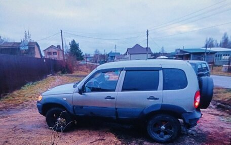 Chevrolet Niva I рестайлинг, 2011 год, 438 000 рублей, 1 фотография