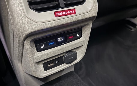 Volkswagen Tiguan II, 2018 год, 2 600 000 рублей, 14 фотография