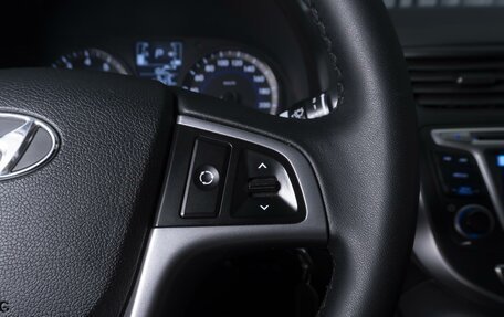 Hyundai Solaris II рестайлинг, 2015 год, 1 139 000 рублей, 18 фотография