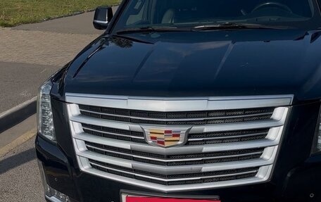 Cadillac Escalade IV, 2018 год, 4 650 000 рублей, 1 фотография