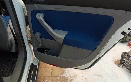 Volkswagen Golf V, 2006 год, 570 000 рублей, 17 фотография