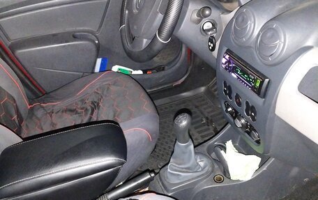 Renault Logan I, 2013 год, 450 000 рублей, 8 фотография