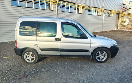 Peugeot Partner II рестайлинг 2, 2007 год, 270 000 рублей, 3 фотография