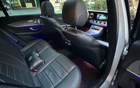 Mercedes-Benz E-Класс, 2021 год, 4 700 000 рублей, 14 фотография