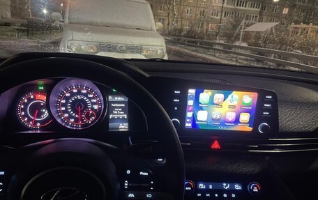 Hyundai Elantra, 2022 год, 2 200 000 рублей, 9 фотография