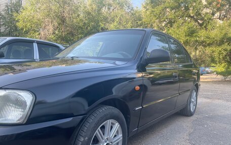 Hyundai Accent II, 2005 год, 350 000 рублей, 2 фотография