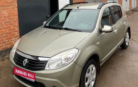 Renault Sandero I, 2012 год, 705 000 рублей, 1 фотография