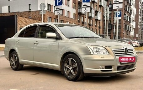 Toyota Avensis III рестайлинг, 2004 год, 750 000 рублей, 3 фотография