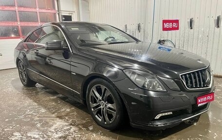 Mercedes-Benz E-Класс, 2010 год, 1 580 000 рублей, 1 фотография