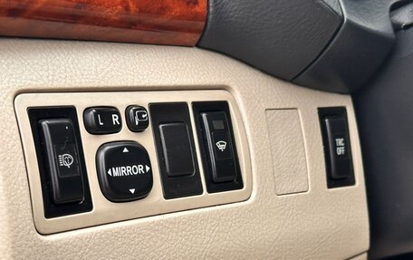 Toyota Avensis III рестайлинг, 2004 год, 750 000 рублей, 12 фотография